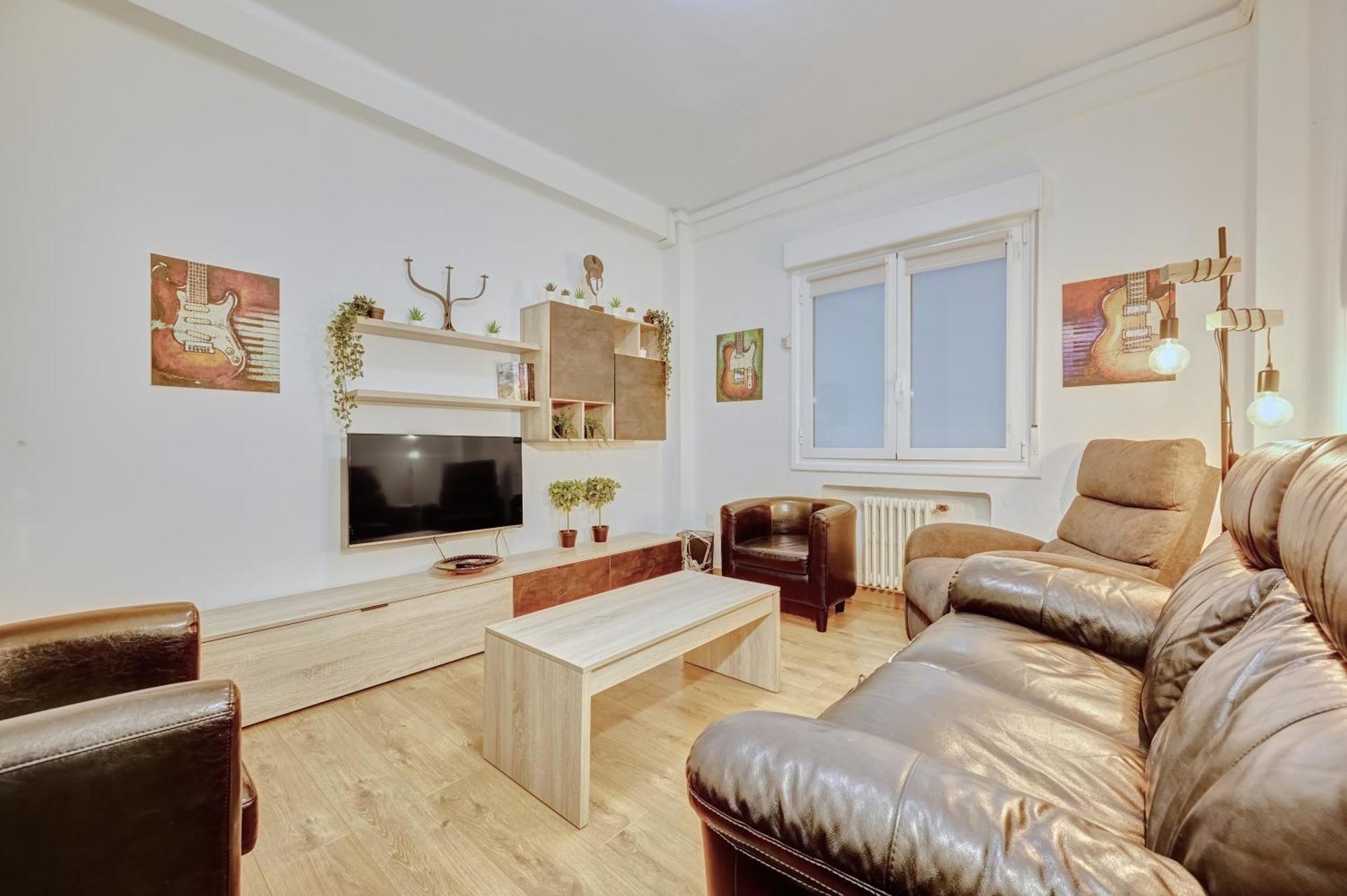 Monasterio By Clabao Apartment ปัมโปลนา ภายนอก รูปภาพ