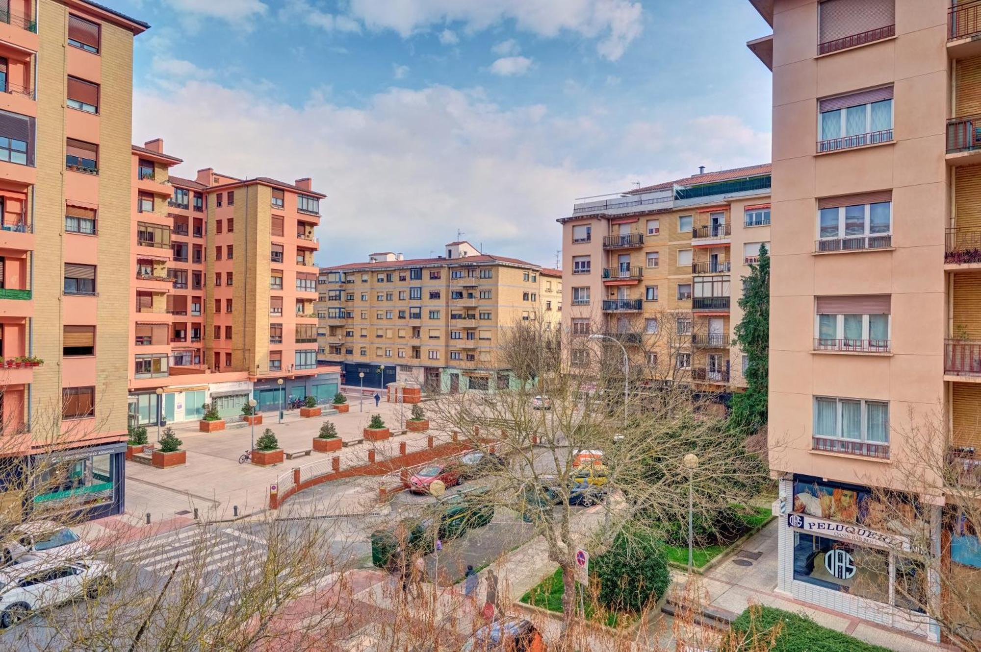 Monasterio By Clabao Apartment ปัมโปลนา ภายนอก รูปภาพ
